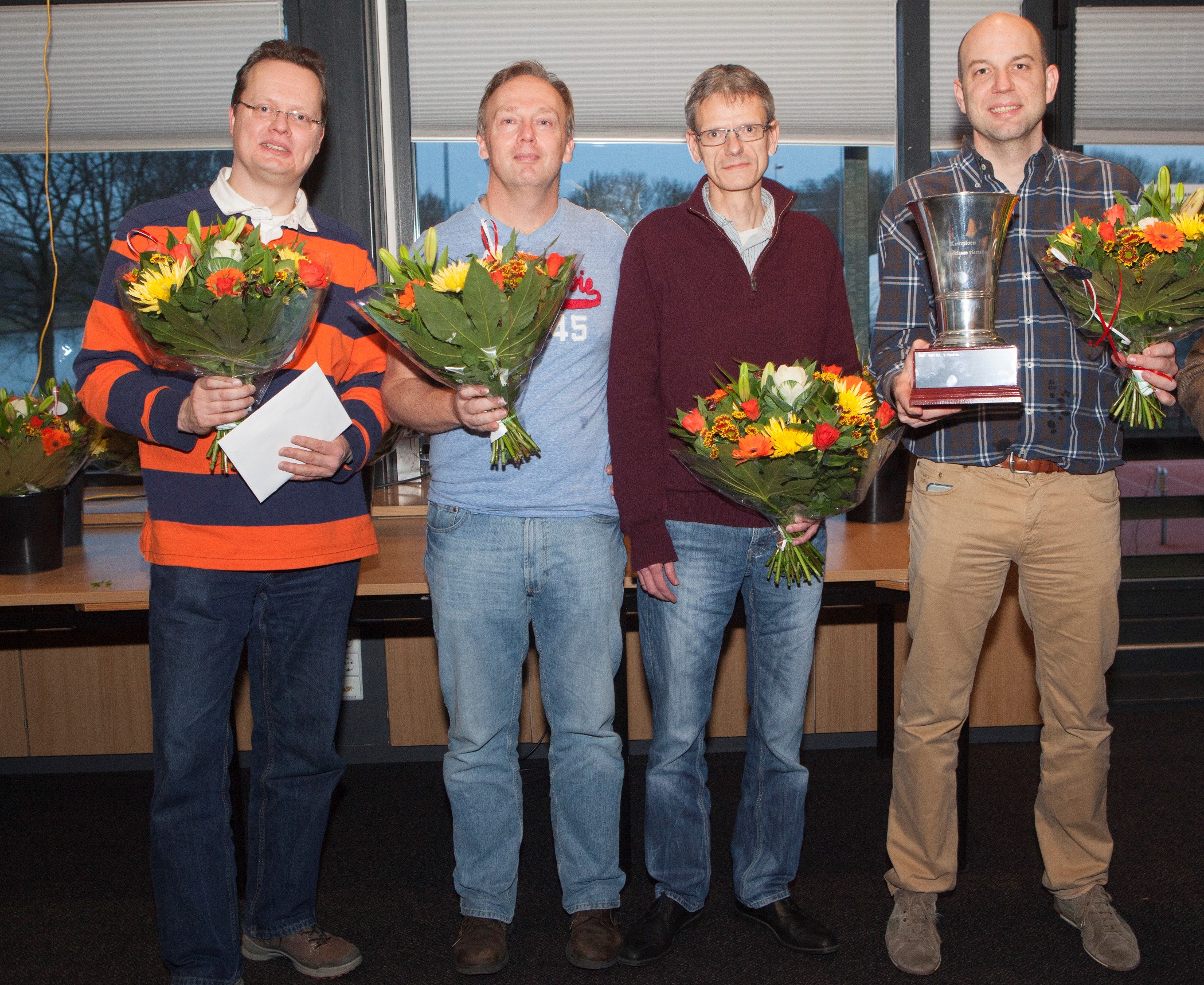 Het winnende team: van links naar rechts Ricco van Prooijen, Louk Verhees, Bauke Muller, Simon de Wijs (Louk Herber)