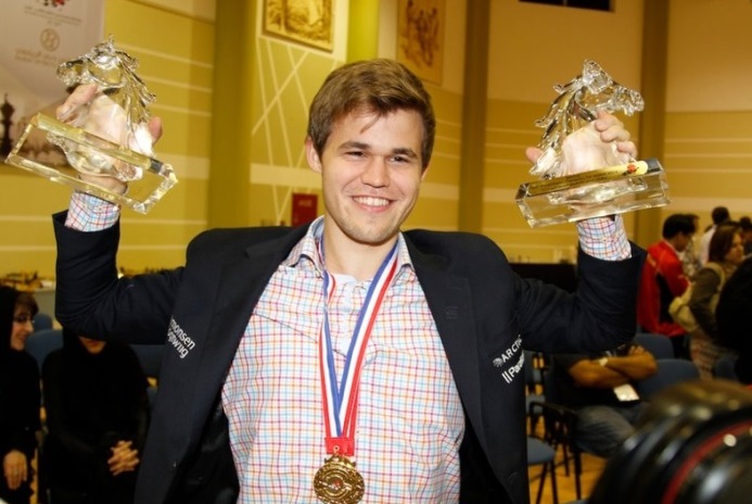 Magnus Carlsen (magnuscarlsen.com)