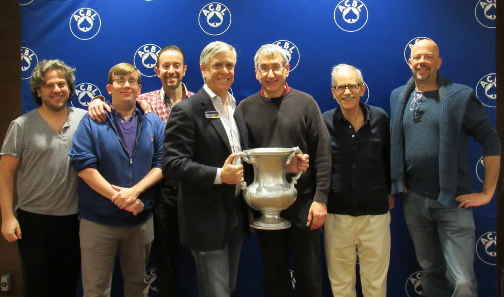 De winnaars: van links Moss, Grue, Greco, ACBL-president Whipple, Fleisher, Martel, Hampson (Bridge Winners)